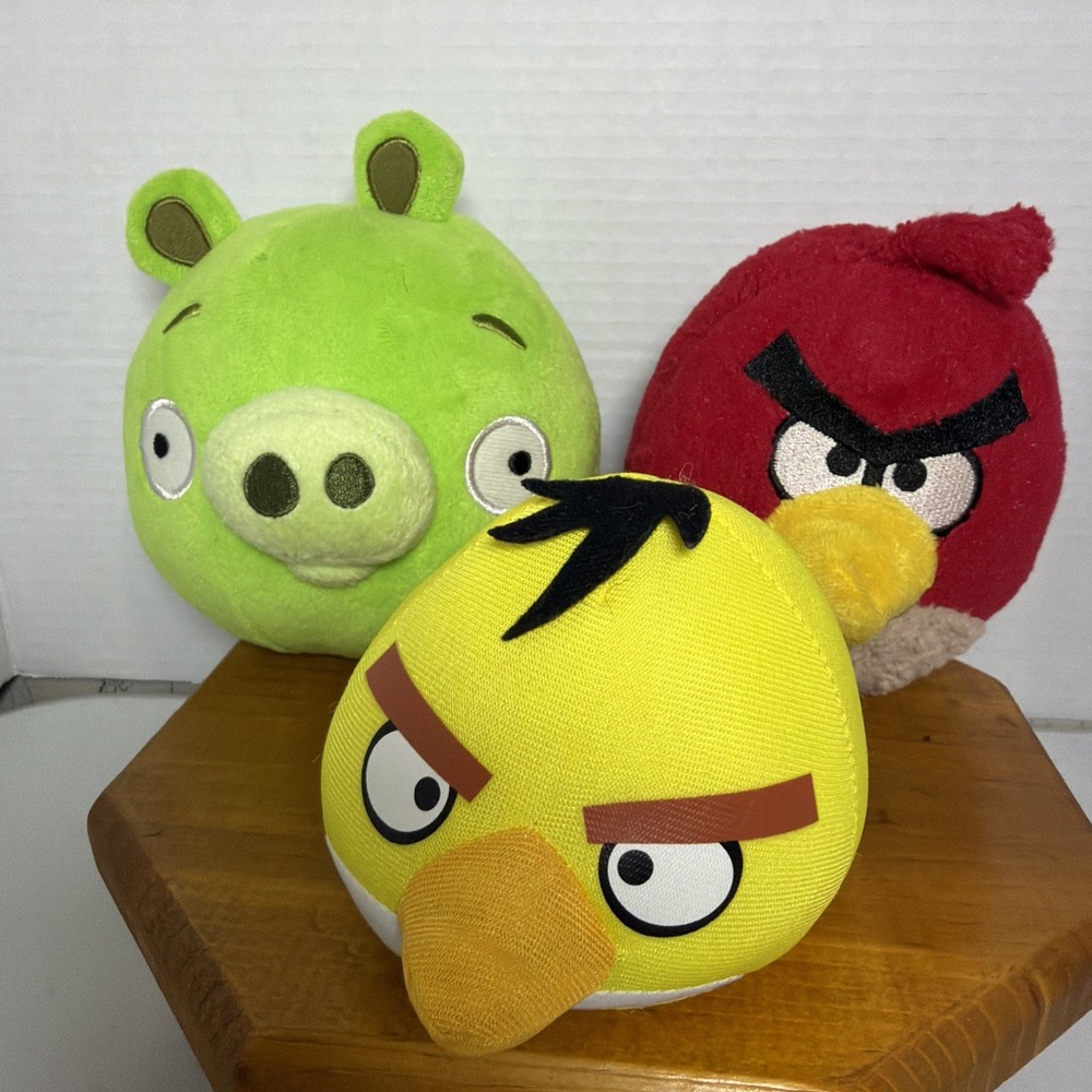 Angry Birds Plush Lot Red‎ Yellow Bird & Green Pig Stuffed Toys